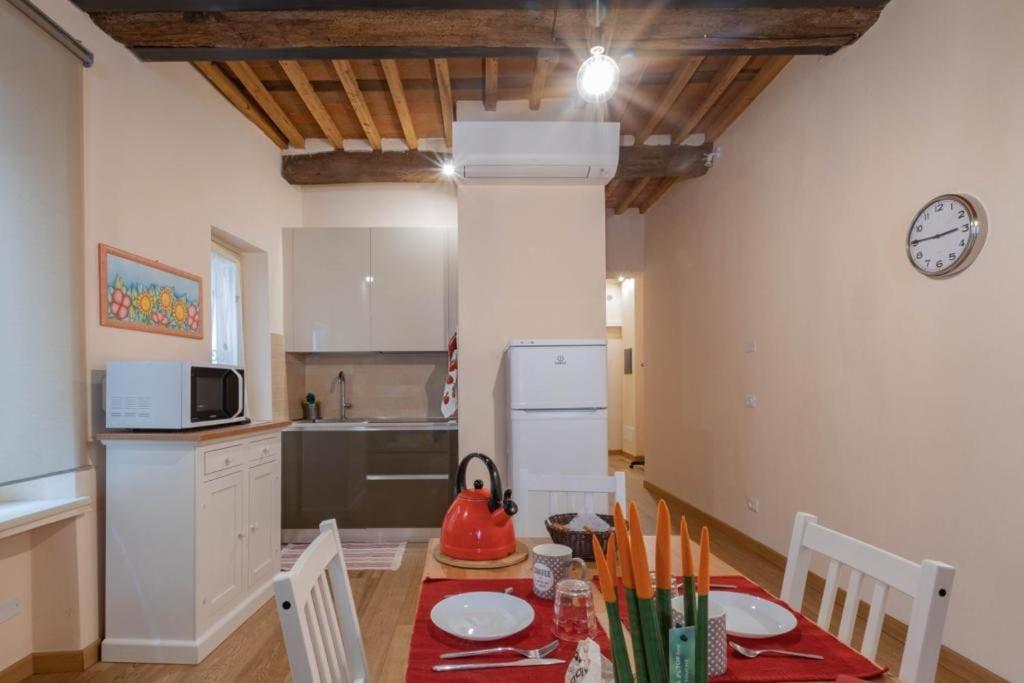 Luccadentro - Centro Storico Apartman Kültér fotó